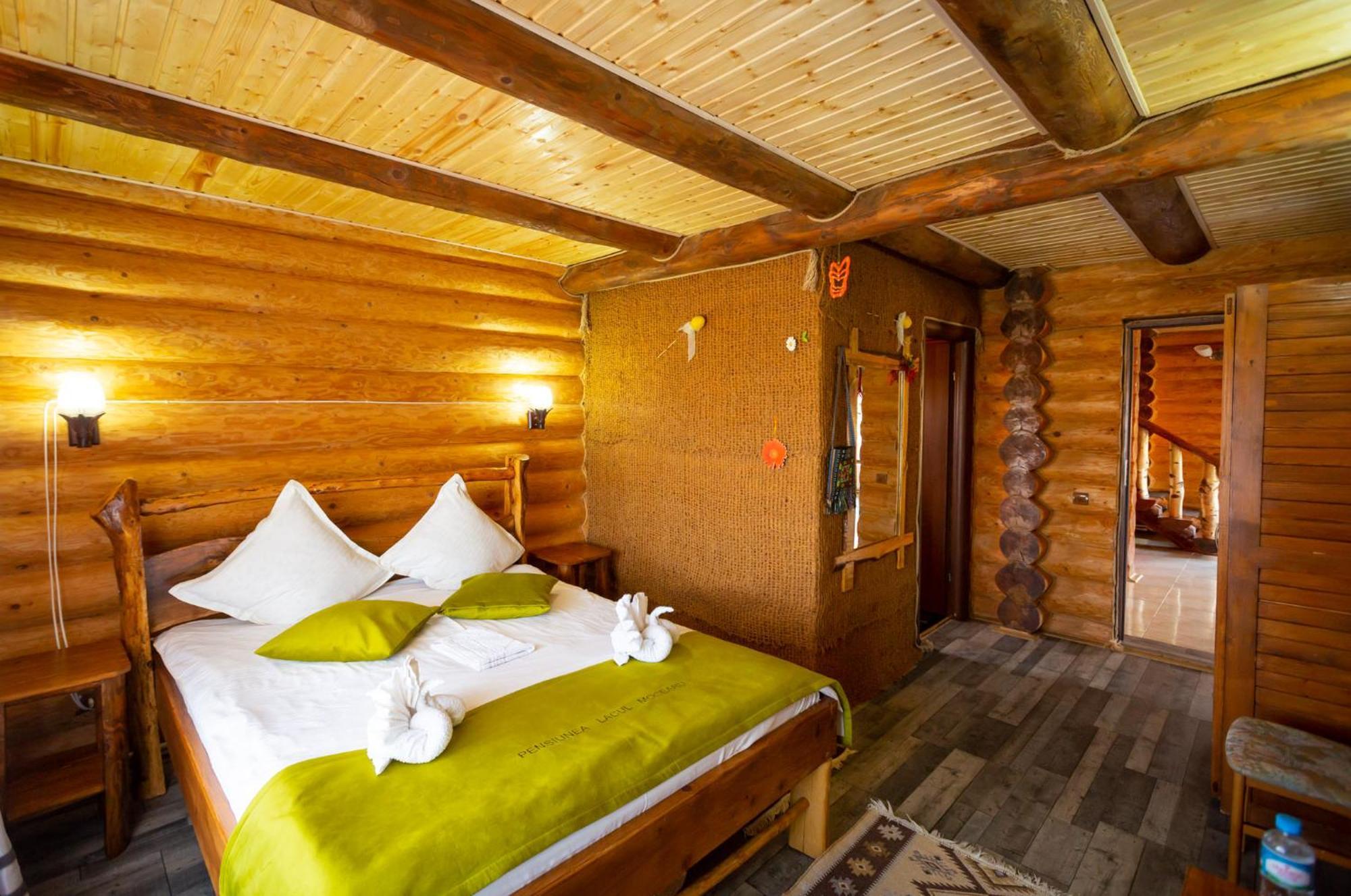 Pensiunea Lacul Mocearu Hotel Budesti  Luaran gambar